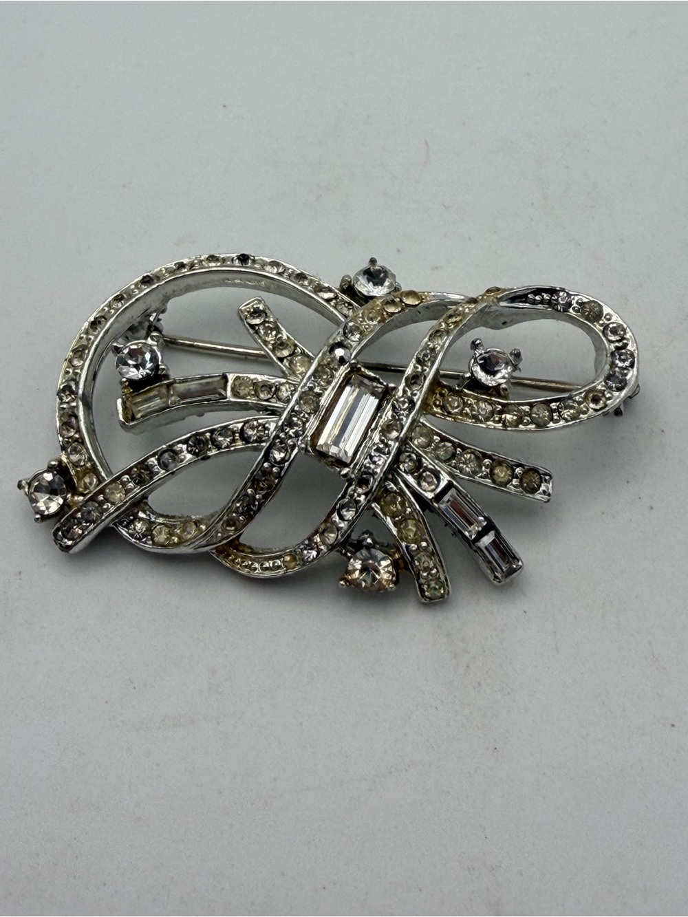Signed Coro Pegasus Crystal Baguette Rhinestone Vintage Bow Brooch